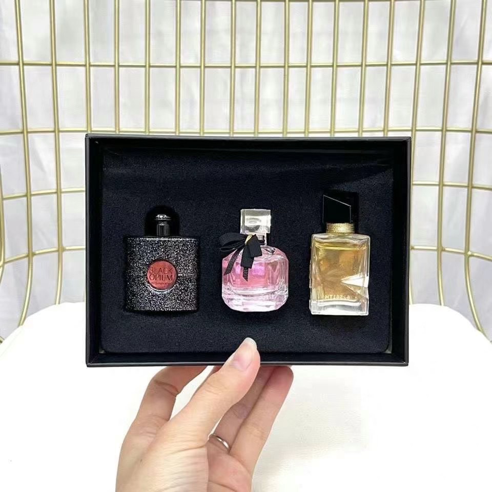 Saint Laurent perfume